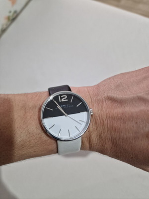 Ρολόι Marc Jacobs Peggy γυναικείο σαν καινούργιο, δίχρωμο 36 mm