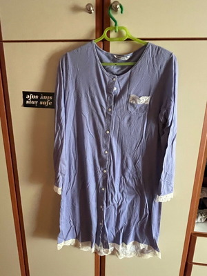 Harmony nightgown like new, size XL