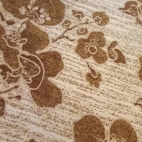 Vintage Carpet Rug 1.90 x 1.30m like new with floral design