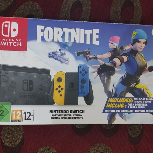 Nintendo Switch Fortnite Wildcat bundle used