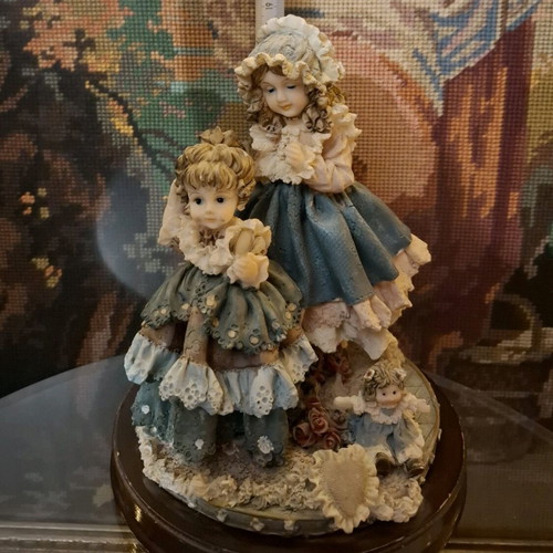 Vintage sisters figure used
