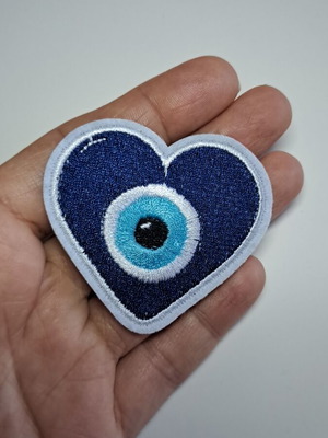 Embroidered heart patch with eye new