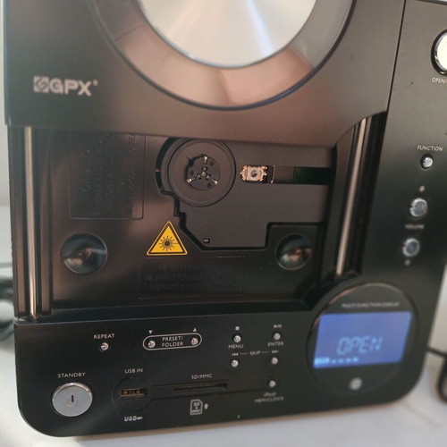 GPX sound system like new with CD, MP3, tuner, aux, USB, SD