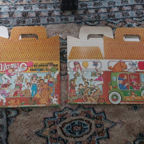Wendy's boxes rare, pack of 80, like new