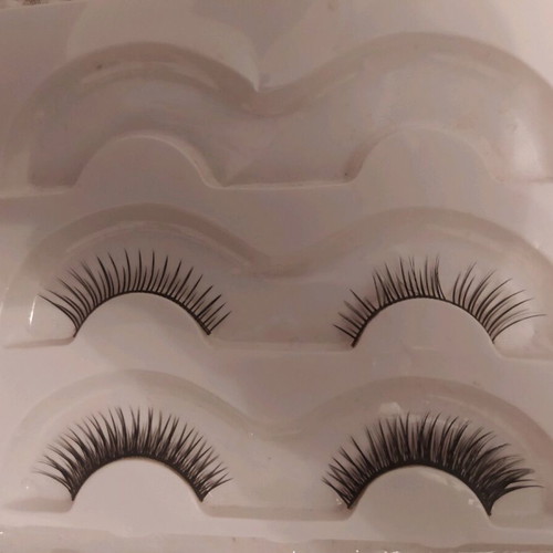 Makeup and nail accessories new