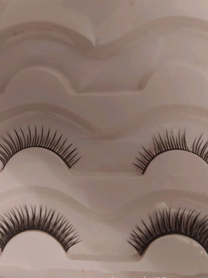 Makeup and nail accessories new