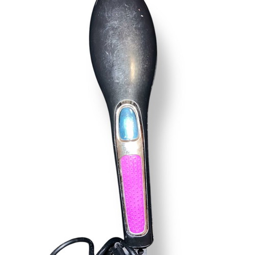 Hair straightening brush used, up to 230 degrees