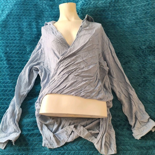 Pink Woman turquoise shirt wrap style, like new, size L