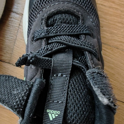 Adidas toddler shoes size 21