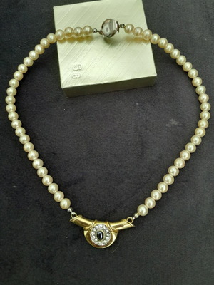 Fos Vintage Necklace with Pearls and Old Metal Clasp like new