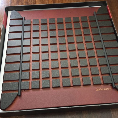 Quoridor board game like new
