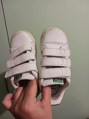 Stan Smith kids shoes used, size 27