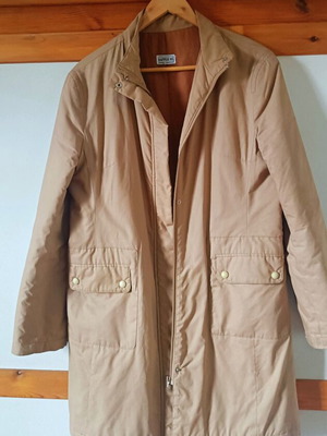 Happening outerwear beige, like new, size L