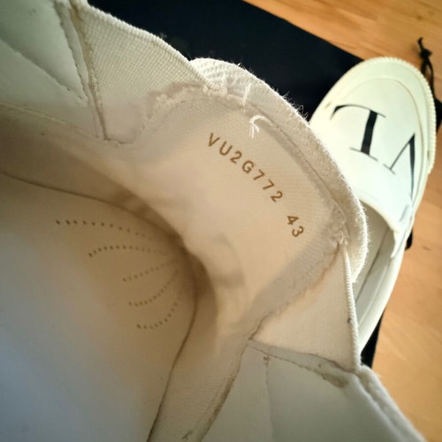 Valentino Garavani VLTN slip-on sneakers white like new size 43