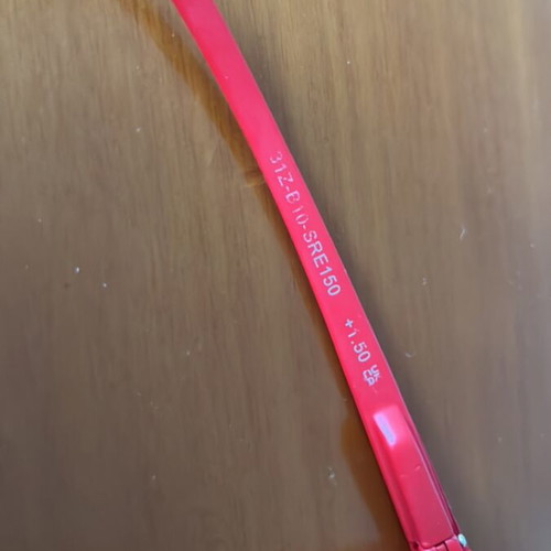Presbyopia glasses 1.50 diopters like new, unisex, red