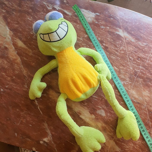 Frog plush toy like new