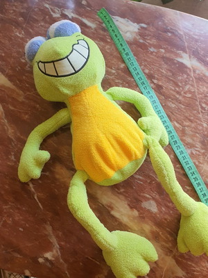 Frog plush toy like new