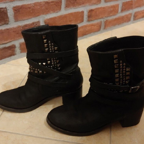 Vince Camuto leather ankle boots like new, size 38, black