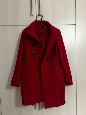 Women's coat like new, red, size S