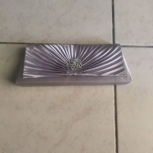 Small bag used with chain