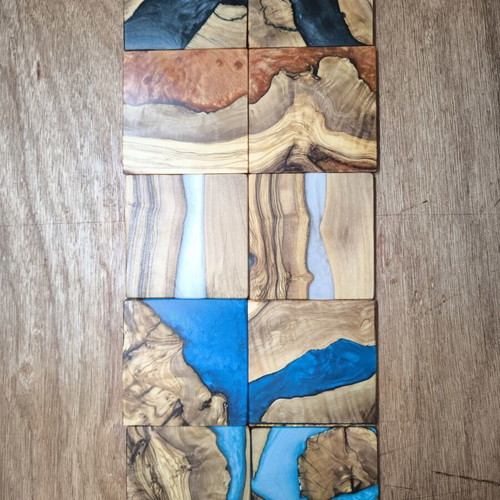 Olive wood coasters with resin in various colors, new