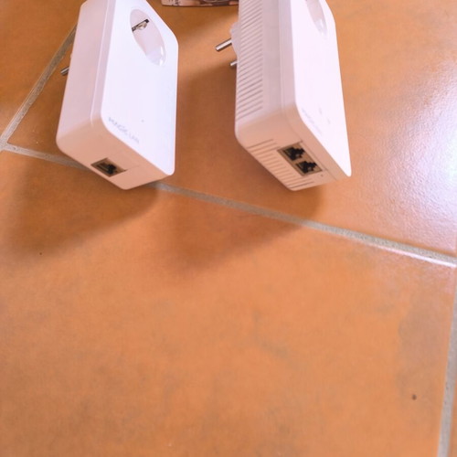 Devolo Magic 1 WiFi kit like new