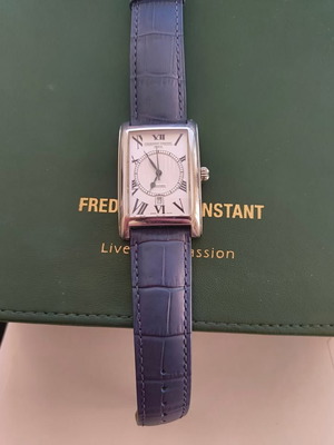 Frederique Constant Caree αυτόματο ρολόι σαν καινούργιο με κουτί και έξτρα λουράκι