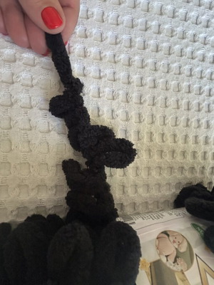 Knitting yarn