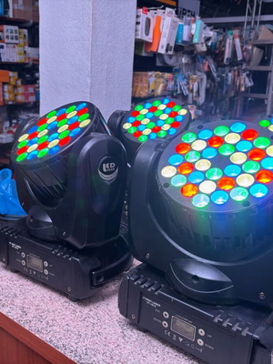 Ρομποτικά Staray ST-1012 Beam-Wash μεταχειρισμένα, πακέτο 4 με κονσόλα DMX