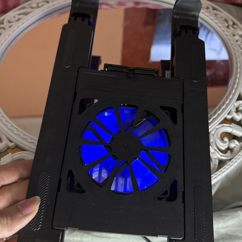 Laptop Cooling Pad with Blue LED USB Adjustable Size like new