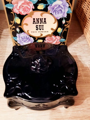 Anna Sui face powder collectible new with box