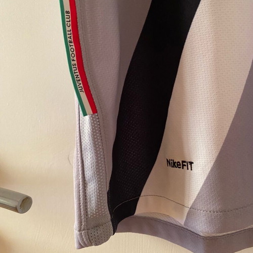 Juventus 2009/10 jersey new, size L