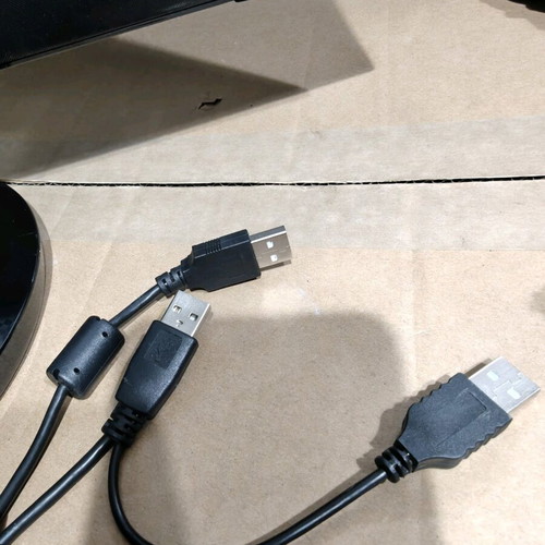 AOC 22" USB (DisplayLink) monitor used, ideal as second screen