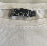 Cool white blouse like new, size M
