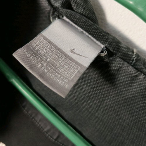Nike jacket large used, blue winter