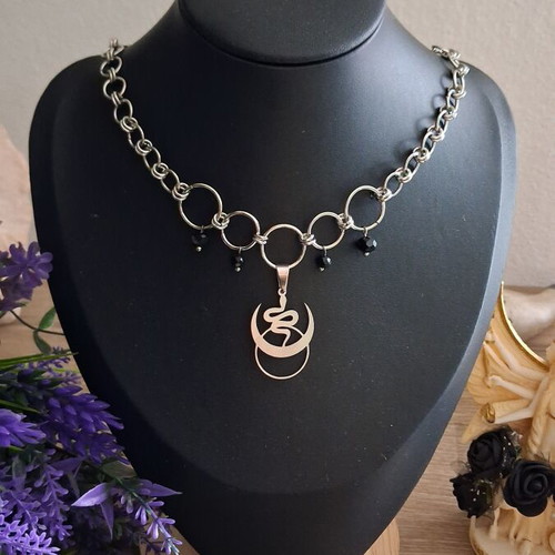 Handmade stainless steel chainmail choker necklace