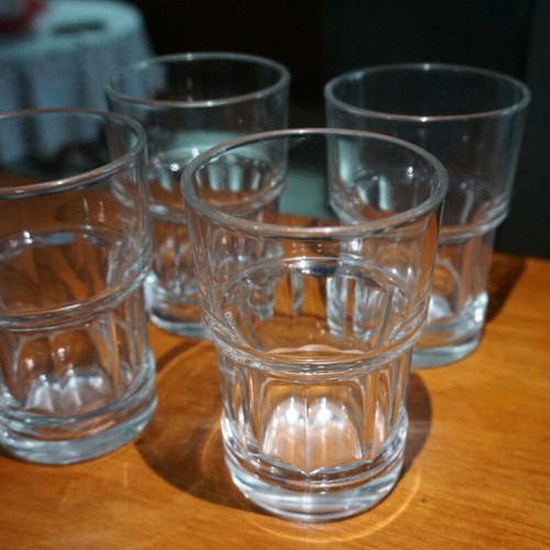 Set of 4 water glasses brand new unused