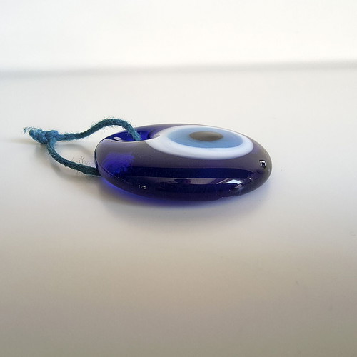 Evil Eye glass pendant 4x4.5 cm, white and blue