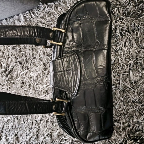 Thiros women's shoulder bag black like new