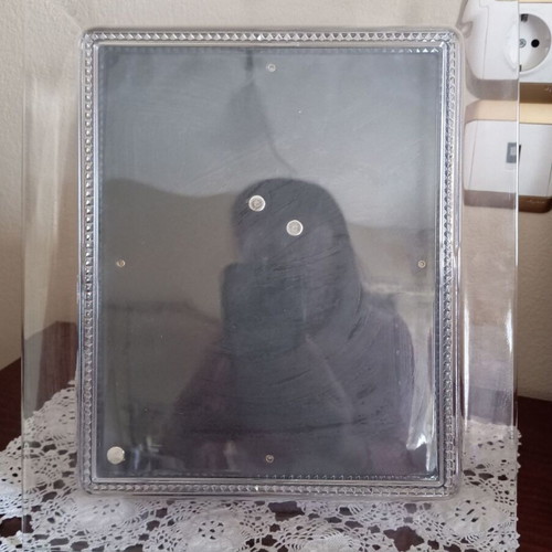 Glass photo frame like new, 33x28cm for 25x20cm photos