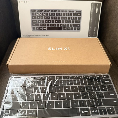 Satechi Slim X1 Bluetooth wireless keyboard