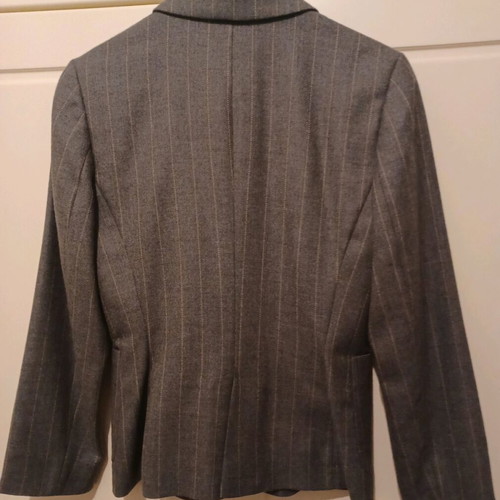 Zara Small gray blazer with thin beige stripes, like new, wool