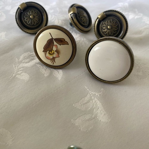 Vintage wardrobe knobs like new, set of 7 pieces