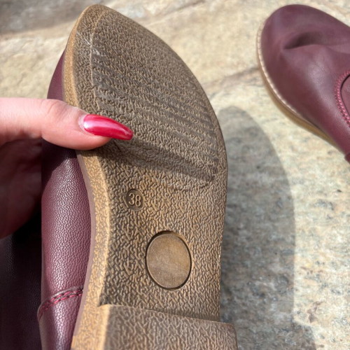 Booties like new, burgundy, size 38