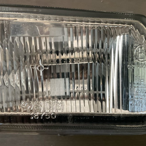 Halogen headlight left for Lancia Dedra used, sedan SIEM 16750