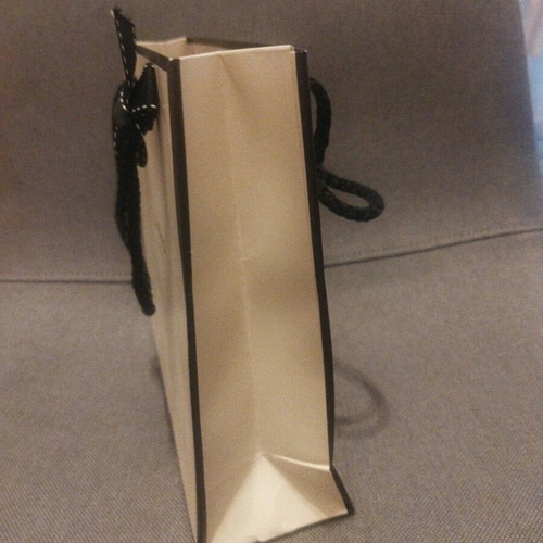 Links of London paper bag like new