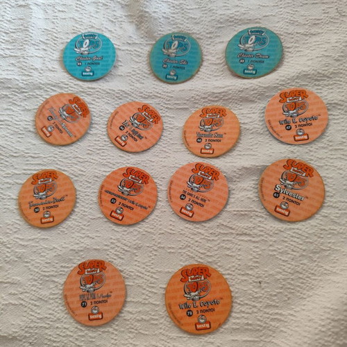 Looney Tunes Cheetos Tasty Tops collection like new