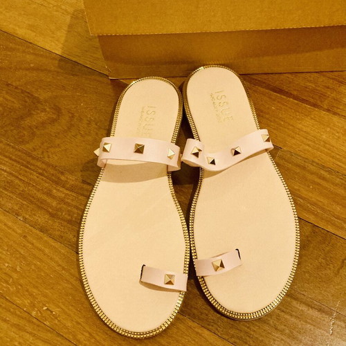 Issue Fashion pink pastel sandals new with gold studs