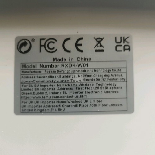 Photovoltaic panel with transformer 80A and 10 watt USB cable like new