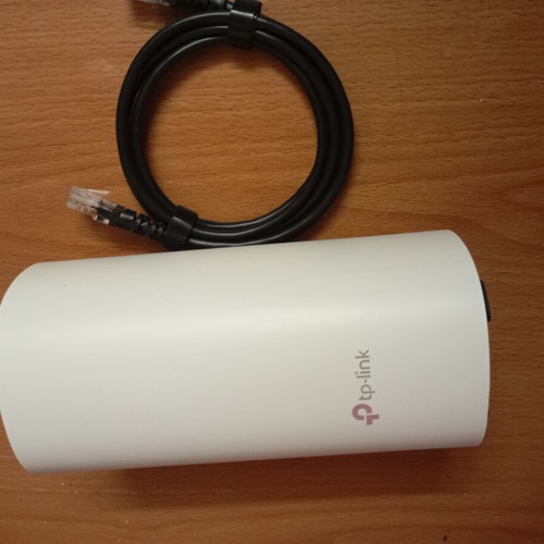 TP-Link WiFi mesh router